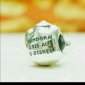 Pandora Jewelry - Pandora Disney Winnie the Pooh Charm (925) Pandora Jewelry - Pandora Disney Winnie the Pooh Charm (925)